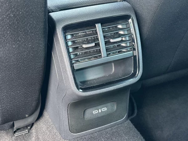Škoda Octavia 1.5 TSI Selection - foto 22