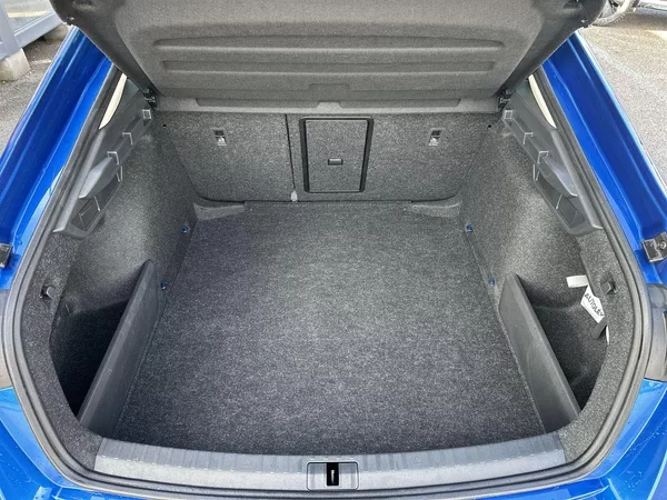 Škoda Octavia 1.5 TSI Selection - foto 24