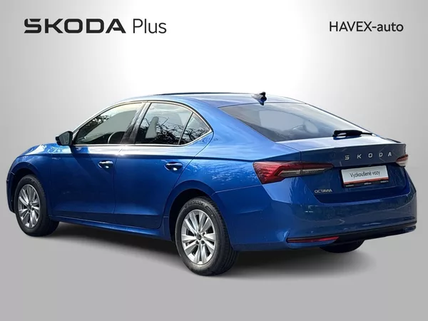 Škoda Octavia 1.5 TSI Selection - foto 28