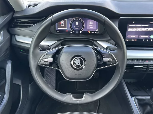 Škoda Octavia 1.5 TSI Selection - foto 6