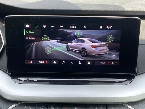 Škoda Octavia 1.5 TSI Selection - foto 15