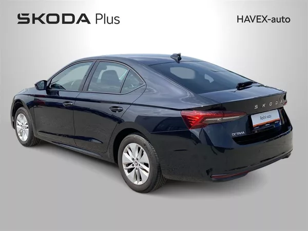 Škoda Octavia 1.5 TSI Selection - foto 33