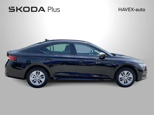 Škoda Octavia 1.5 TSI Selection - foto 34