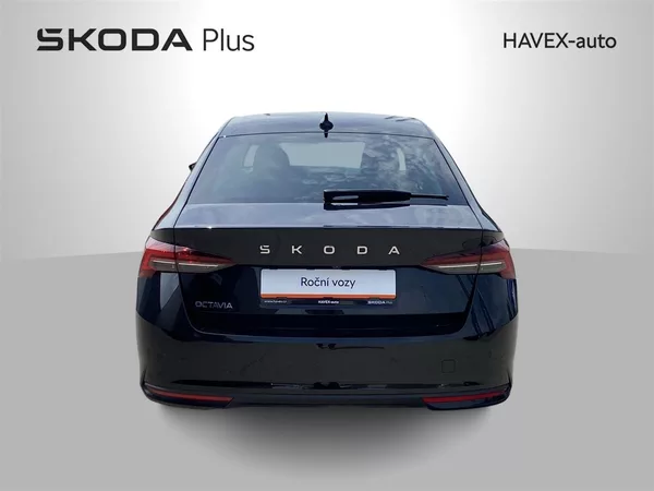Škoda Octavia 1.5 TSI Selection - foto 36