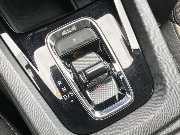 Škoda Octavia Combi 2.0 TDI DSG Scout - foto 16