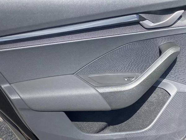 Škoda Octavia 1.5 TSI Selection - foto 22