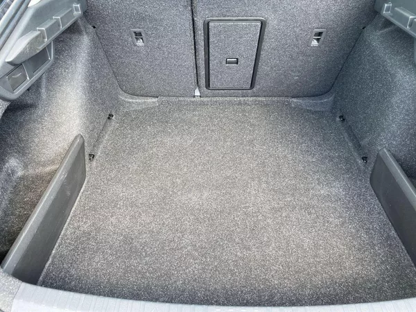 Škoda Octavia 1.5 TSI Selection - foto 31