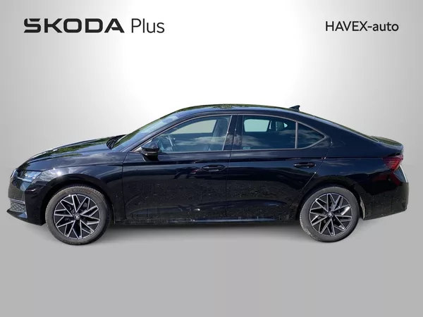 Škoda Octavia 1.5 TSI Selection - foto 33