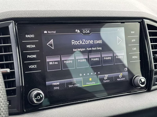 Škoda Karoq 1.5 TSI Sportline - foto 13