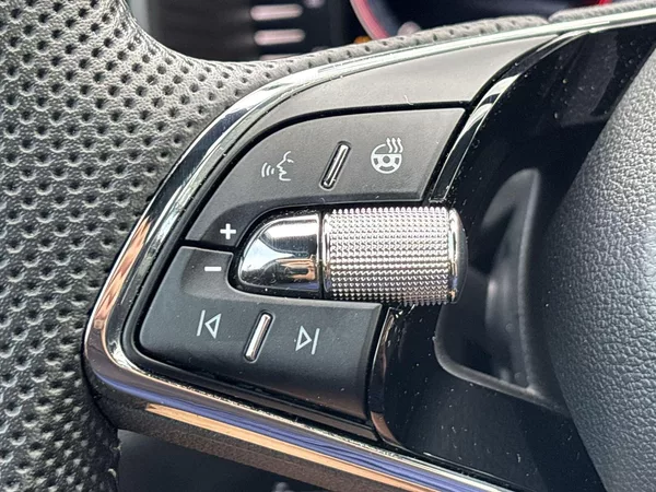 Škoda Karoq 1.5 TSI Sportline - foto 20