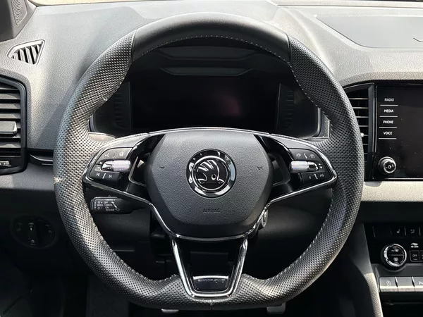 Škoda Karoq 1.5 TSI Sportline - foto 6