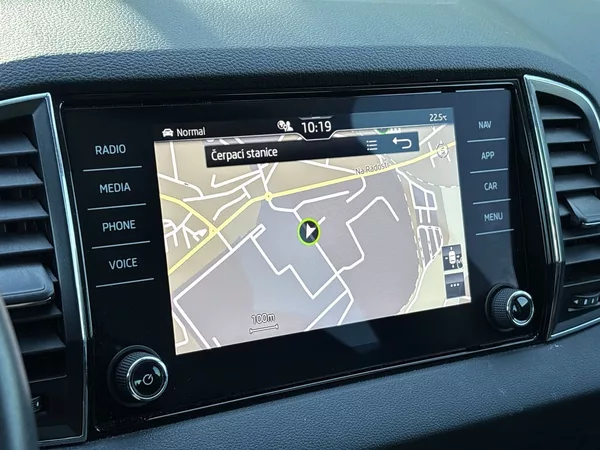 Škoda Karoq 1.5 TSI DSG Style+ - foto 12