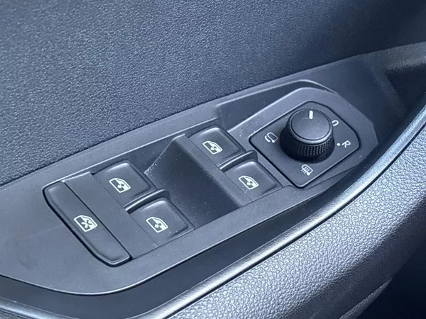 Škoda Karoq 1.5 TSI DSG Style+ - foto 18