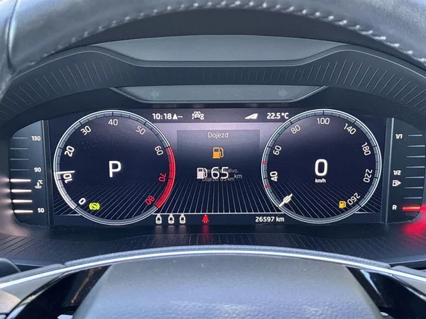 Škoda Karoq 1.5 TSI DSG Style+ - foto 7