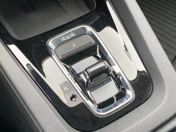 Škoda Octavia Combi 2.0 TDI 4x4 DSG Style+ - foto 15