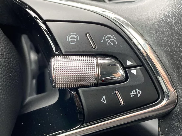Škoda Octavia Combi 2.0 TDI 4x4 DSG Style+ - foto 20