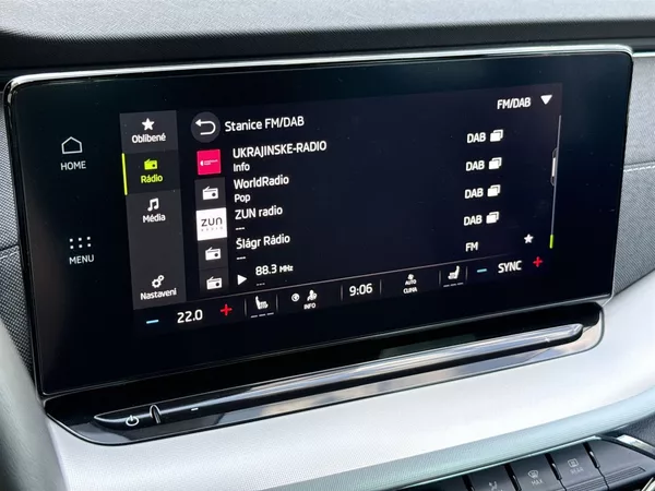 Škoda Octavia Combi 2.0 TDI DSG Style - foto 13