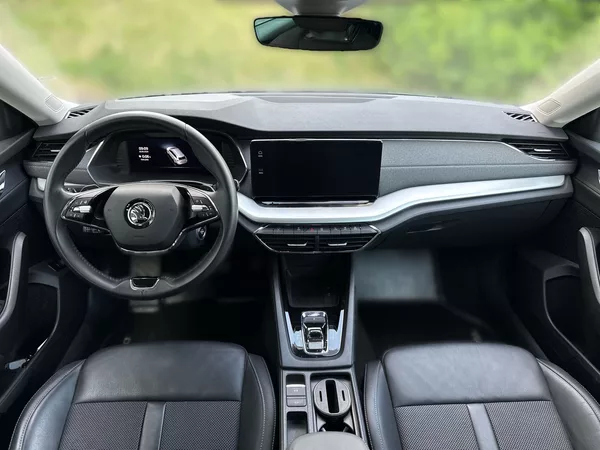 Škoda Octavia Combi 2.0 TDI DSG Style - foto 5