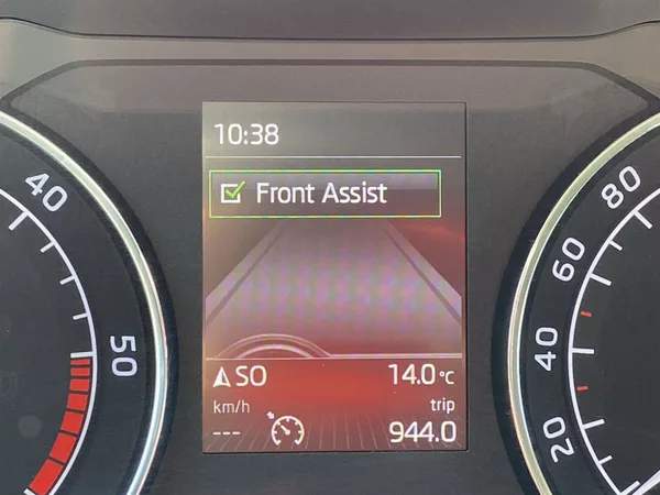 Škoda Superb Combi 2.0 TDI 4x4 Ambition - foto 11
