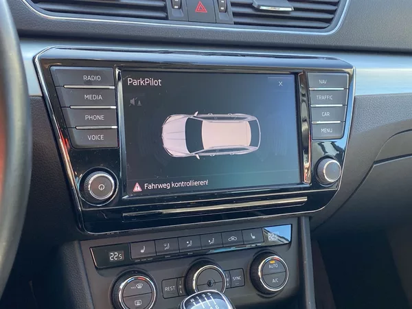 Škoda Superb Combi 2.0 TDI 4x4 Ambition - foto 16