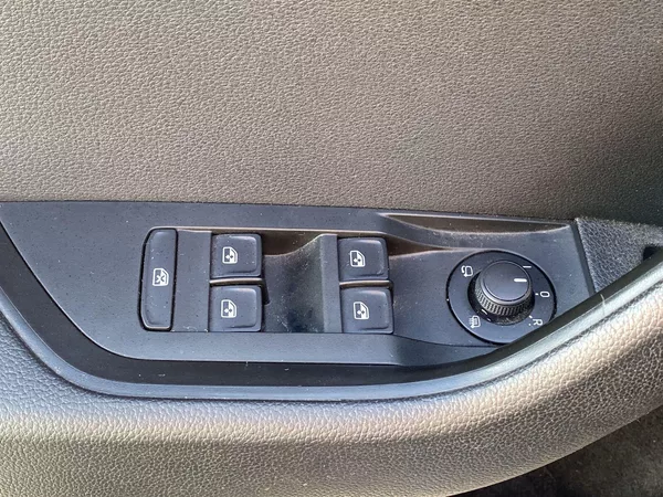 Škoda Superb Combi 2.0 TDI 4x4 Ambition - foto 19