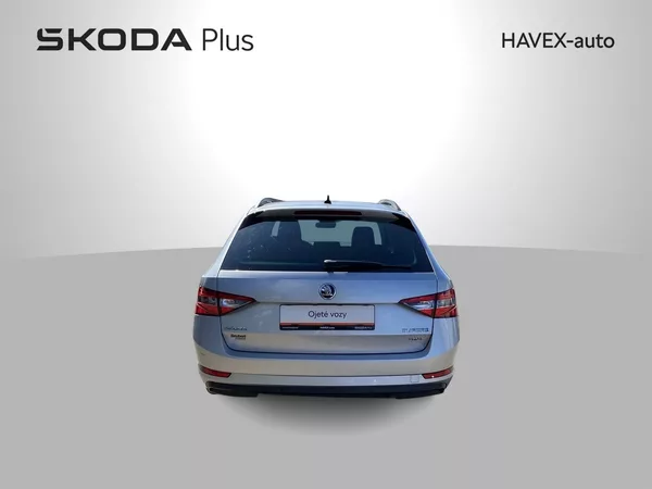 Škoda Superb Combi 2.0 TDI 4x4 Ambition - foto 30