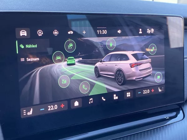 Škoda Octavia Combi 1.5 TSI M-HEV DSG Sportl - foto 13