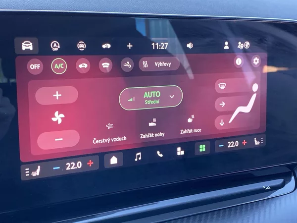 Škoda Octavia Combi 1.5 TSI M-HEV DSG Sportl - foto 14