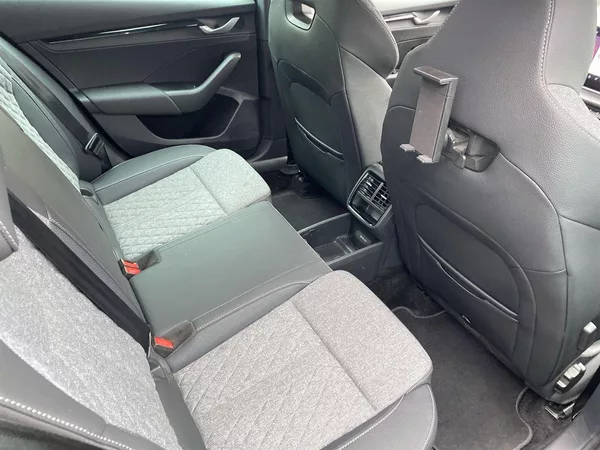 Škoda Octavia Combi 1.5 TSI SportLine - foto 12