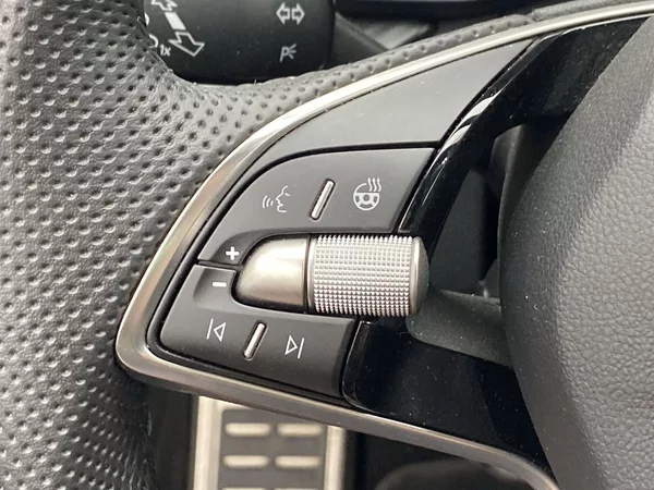Škoda Octavia Combi 1.5 TSI SportLine - foto 27
