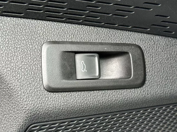 Škoda Octavia Combi 1.5 TSI M-HEV DSG Sportl - foto 12