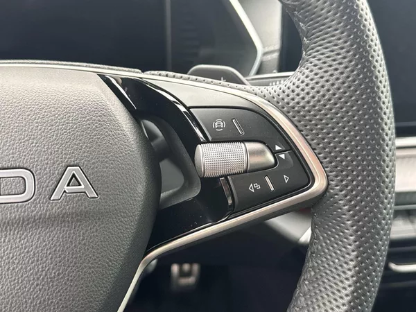 Škoda Octavia Combi 1.5 TSI M-HEV DSG Sportl - foto 16