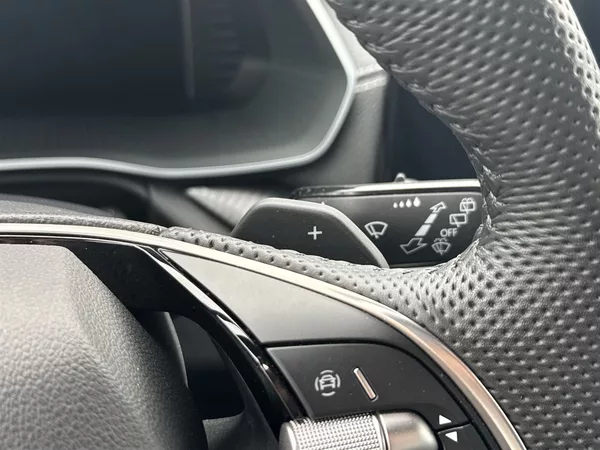 Škoda Octavia Combi 1.5 TSI M-HEV DSG Sportl - foto 17