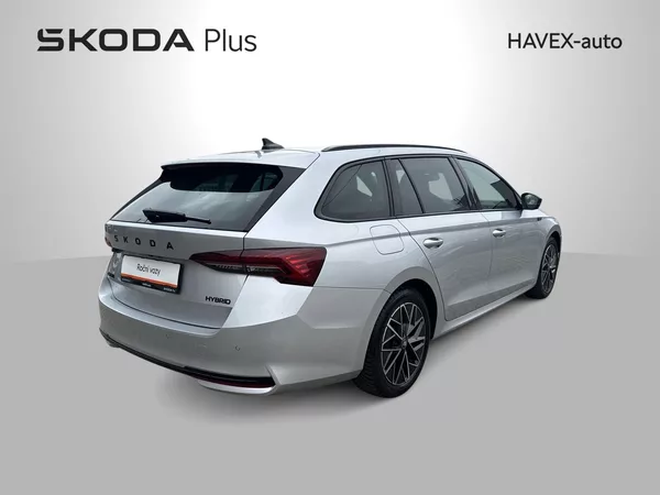 Škoda Octavia Combi 1.5 TSI M-HEV DSG Sportl - foto 2