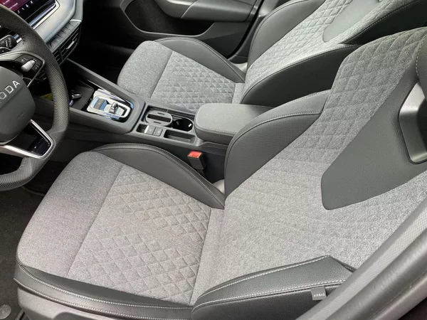 Škoda Octavia Combi 1.5 TSI M-HEV DSG Sportl - foto 5