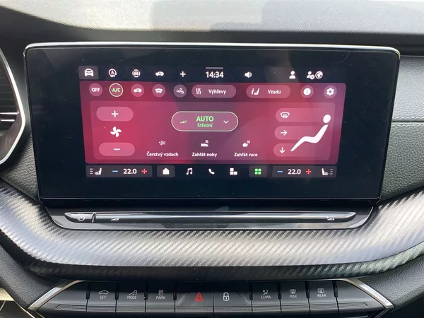 Škoda Octavia 1.5 TSI DSG SportLine - foto 16