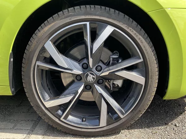 Škoda Octavia 1.5 TSI DSG SportLine - foto 33