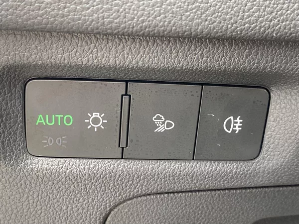Škoda Octavia Combi 2.0 TSI 4x4 DSG SportLin - foto 17