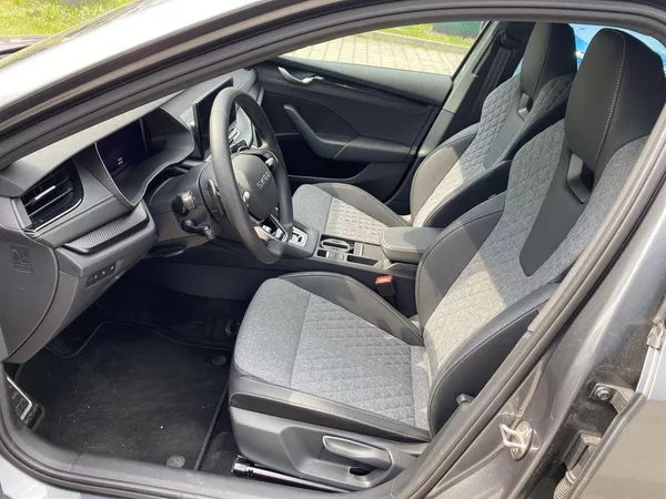 Škoda Octavia Combi 2.0 TSI 4x4 DSG SportLin - foto 7