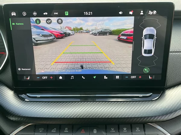 Škoda Octavia 1,5 TSI DSG Sportline - foto 15