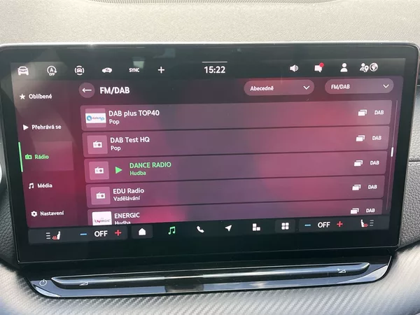 Škoda Octavia 1,5 TSI DSG Sportline - foto 16