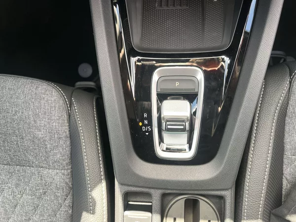 Škoda Octavia 1,5 TSI DSG Sportline - foto 18