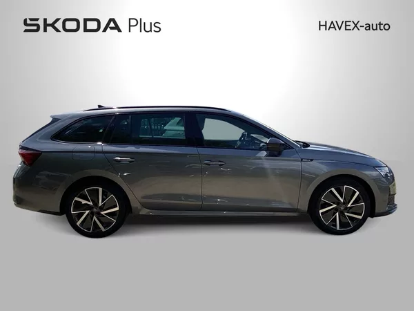 Škoda Octavia Combi 2,0 TDI 110 kW DSG Sport - foto 24