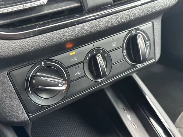 Škoda Scala 1.0 TSI Ambition - foto 13