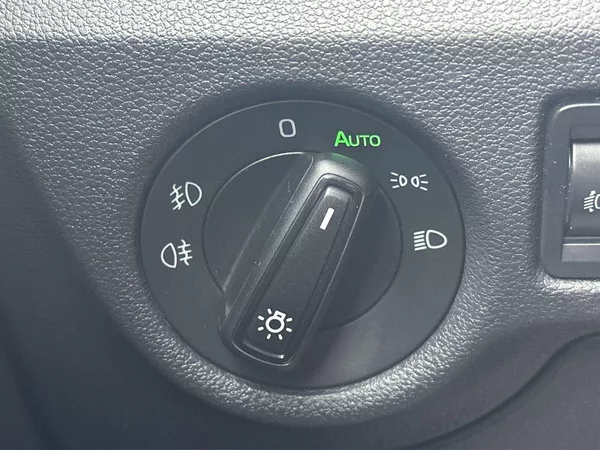 Škoda Scala 1.0 TSI Ambition - foto 15