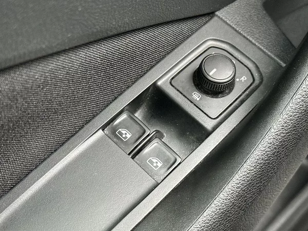 Škoda Scala 1.0 TSI Ambition - foto 16