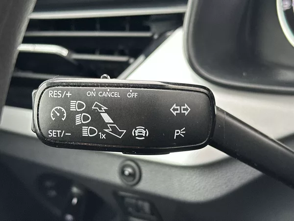 Škoda Scala 1.0 TSI Ambition - foto 17