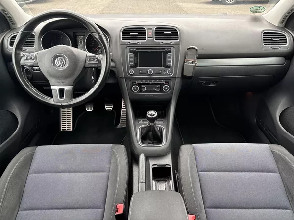 Volkswagen Golf 1.6 TDI Trend - foto 5