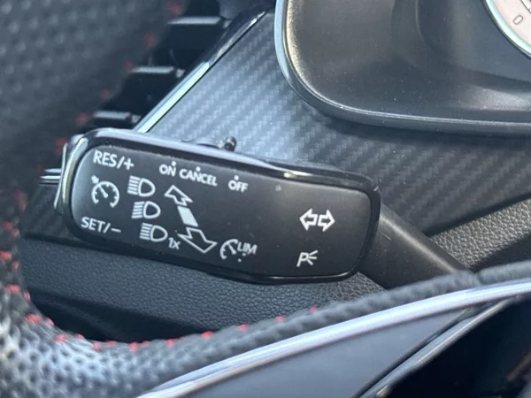 Škoda Scala 1.5 TSI Monte Carlo - foto 18