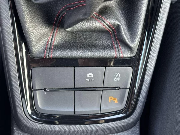 Škoda Scala 1.5 TSI Monte Carlo - foto 24